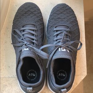 APL Sneakers